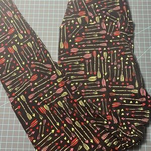 Used LULAROE OS LEGGINGS